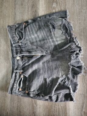 American Eagle Outfitters Black Distressed Denim Cutoff Shorts Size 6